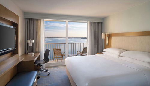Suite, 1 Bedroom (Mobility/Hearing Accessible, Tub)
