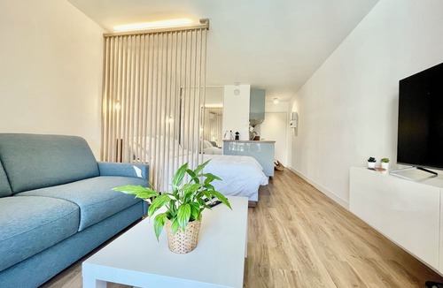 Beausoleil Condo | Modern Studio + Pool Monaco Area