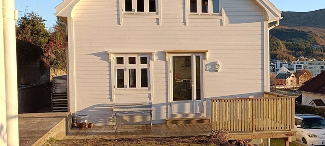 Charming House in Ulsteinvik, Free Wifi and Parking in Ulsteinvik
