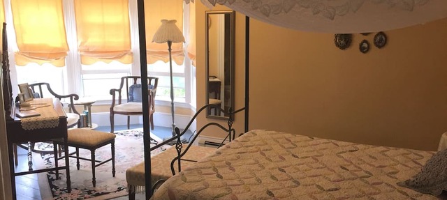 Evangeline's Tower Bed & Breakfast in Parrsboro