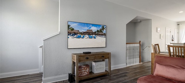 Casa Bella at Vista Cay: 3 Bed, Sleeps 8, Long Stays Near Major Attractions in Orlando