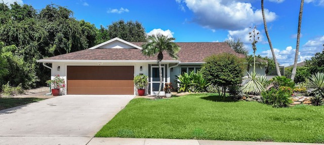 Private Inland Home | Heated Pool & Near Goodland in Marco Island