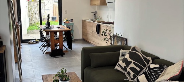 Cosy room in shared residence in Saint-Sébastien-sur-Loire