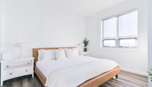 City View 2 King Suites Floor-to-Ceiling Views in Calgary