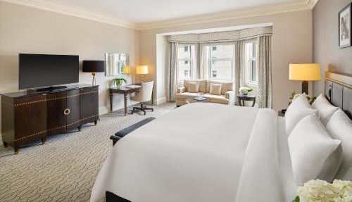 Fairmont Chateau Laurier Gold Experience in Ottawa